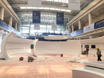 第三屆世界智能大會 籌備工作層層推進，施工搭建如火如荼，企業形象設計點亮智能舞臺